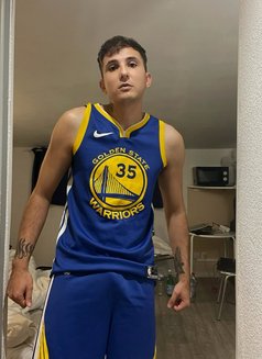 Lucca Alpha - Male escort in Munich Photo 3 of 6