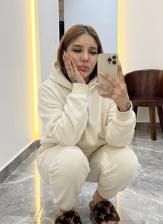 Luccianah 🇦🇪 - escort in Cebu City Photo 8 of 16