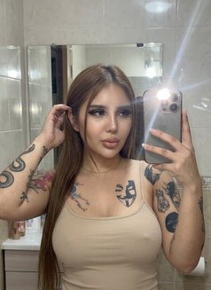 Luccianah 🇦🇪 - escort in Cebu City Photo 9 of 16