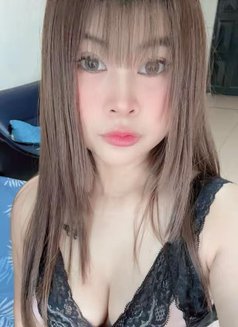 Luci - escort in Al Manama Photo 1 of 2