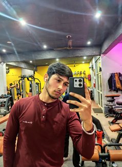 Luci - Male escort in Chandigarh Photo 2 of 2