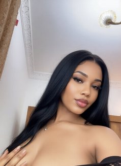 Lucia - escort in Muscat Photo 1 of 3