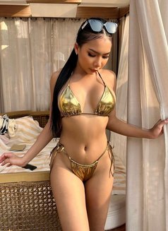 Lucia - escort in Dubai Photo 5 of 16