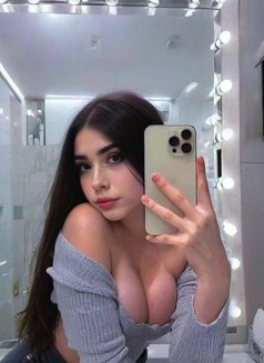 Lucia for Incall and Outcall Service - escort in Al Manama Photo 4 of 8