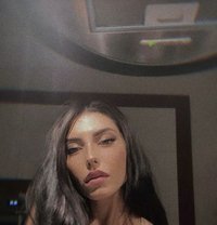 Lucia Outacll & Incall - puta in Doha