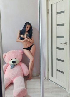 Lucia - escort in Dubai Photo 9 of 9
