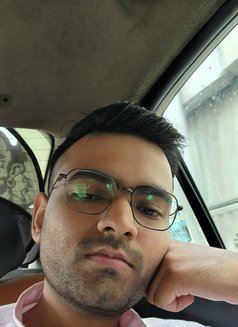 Lucid - Male escort in Ghaziabad Photo 2 of 2