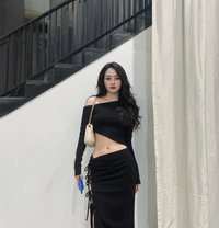 Lucie - puta in Da Nang Photo 1 of 8