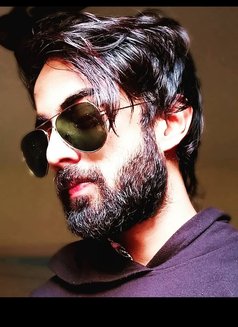 Lucifer Ammy! - Acompañantes masculino in Bangalore Photo 2 of 6