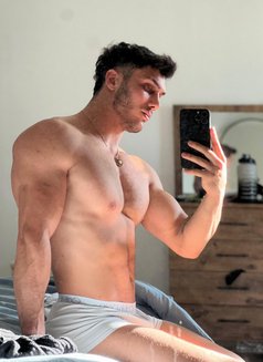 Lucifer Berk - Male escort in İstanbul Photo 6 of 6