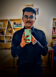 Lucifer - Male escort in Jaipur Photo 4 of 5