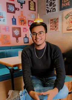 Lucifer - Male escort in Jaipur Photo 4 of 5