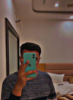 Lucifer - Male escort in Jaipur Photo 2 of 6