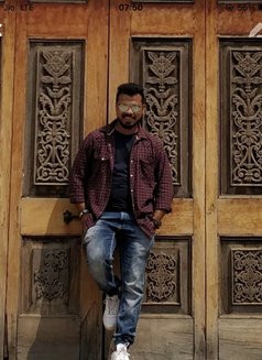 Lucifer - Male escort in Mumbai Photo 3 of 7