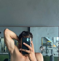 Lucifer - Acompañantes masculino in New Delhi