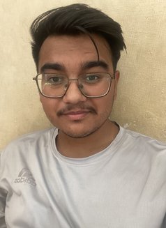 Lucifer - Male escort in New Delhi Photo 5 of 7