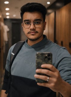 Lucifer - Male escort in New Delhi Photo 7 of 7