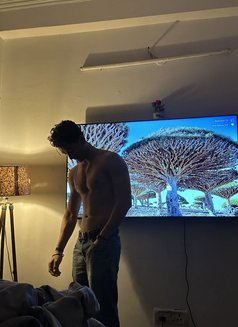 Eros - Acompañantes masculino in New Delhi Photo 3 of 11