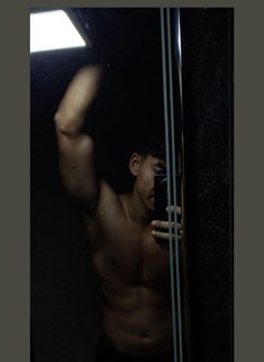 Eros - Acompañantes masculino in New Delhi Photo 6 of 11