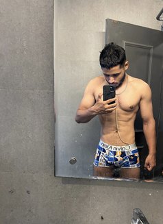 Lucifer the Morning Star - Acompañantes masculino in New Delhi Photo 4 of 8