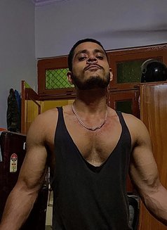 Lucifer the Morning Star - Acompañantes masculino in New Delhi Photo 6 of 8