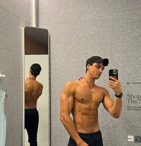 Lucifer777 - Male escort in Abu Dhabi