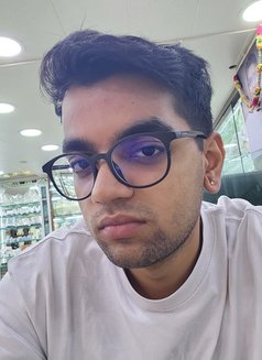 Lucifur - Male escort in Mumbai Photo 2 of 2