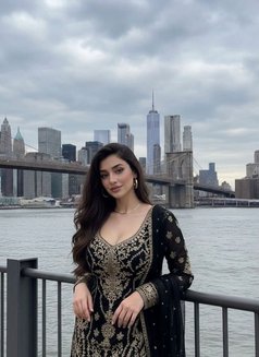 Luckily - escort in Mauritius Photo 2 of 5