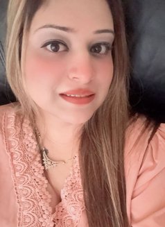 Lucknow Shweta Independent - puta in Lucknow Photo 2 of 8