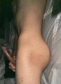 Lucky - Male escort in Al Manama Photo 3 of 7