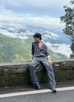 Lucky cut dick - Male escort in New Delhi Photo 10 of 15