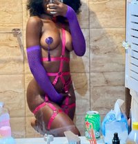 Olivia - escort in Kampala