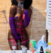Olivia - escort in Kampala