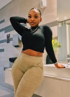 Lucky, From South Africa 🇿🇦 - puta in Kathmandu Photo 7 of 11