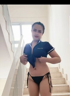 Lucky/Thai/Full Service/Anal - puta in Dubai Photo 11 of 14