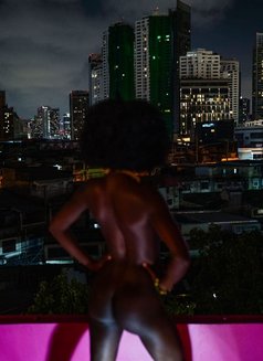 Lucky - puta in Bangkok Photo 8 of 10