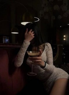 Kaya - escort in Muscat Photo 7 of 9