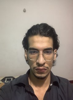 Lucky Guy - Acompañantes masculino in New Delhi Photo 5 of 12