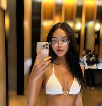 Lucky Im back here. - masseuse in Riyadh Photo 6 of 6