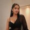 Lucky - Acompañantes transexual in Hyderabad Photo 2 of 5