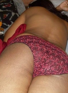 Manni -For Females and Cuckold couples - Acompañantes masculino in New Delhi Photo 7 of 8