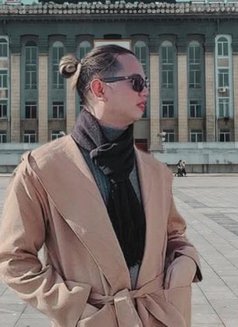 Lucky Jess - Male escort in Muscat Photo 4 of 5