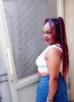 Lucky - puta in Mombasa Photo 2 of 2