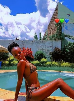 Lucky(kilimani) - escort in Nairobi Photo 2 of 4