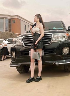 Lucky Need You Help - puta in Abu Dhabi Photo 2 of 4