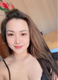 Lucky new in dubai - escort in Dubai Photo 11 of 12