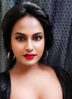 Lucky Roy ‍Cam Also - Transsexual escort in Hyderabad Photo 9 of 16