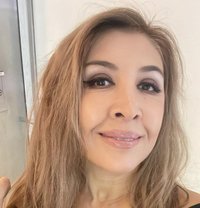 Lucky - dominatrix in Hong Kong Photo 12 of 12