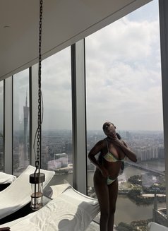 Lucky - escort in Hong Kong Photo 7 of 7