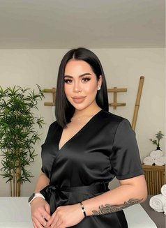 Lucky sexy lady massage Thailand - puta in Riyadh Photo 9 of 9